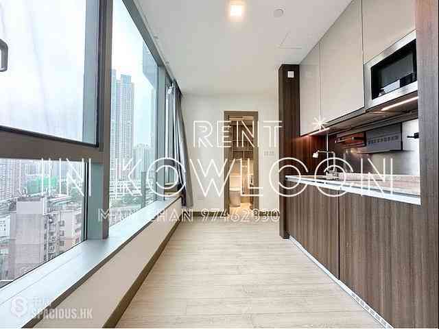 Tai Kok Tsui - L・Living 23 03