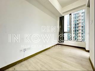 Tai Kok Tsui - L・Living 23 05