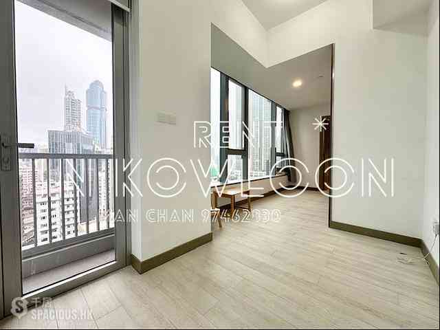 Tai Kok Tsui - L・Living 23 06