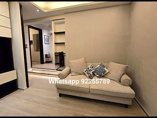 Sai Ying Pun - Tong Nam Mansion 02