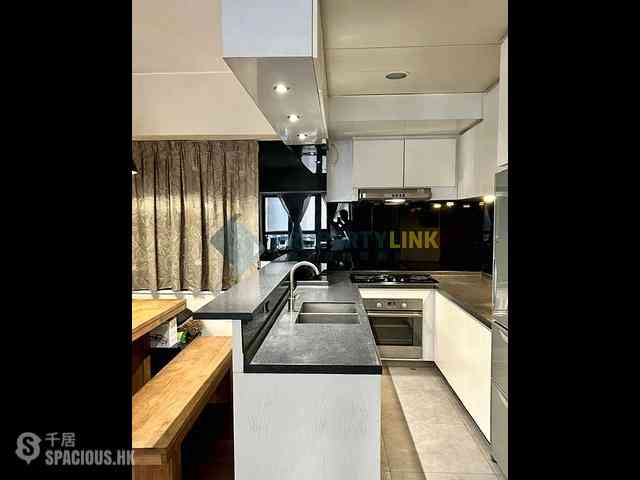 Mid Levels Central - Robinson Heights 08
