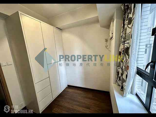 Mid Levels Central - Robinson Heights 09