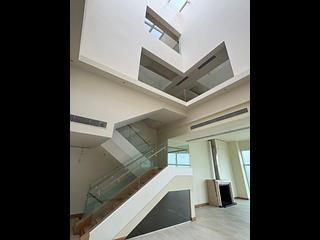 The Peak - 56 Plantation Road 06