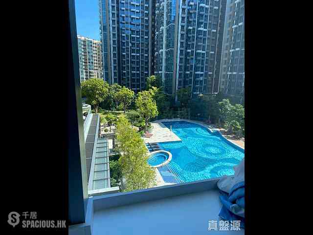 Pak Shek Kok - St Martin Phase 1 Tower 3 02