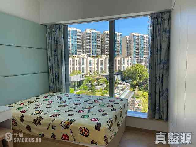 Pak Shek Kok - St Martin Phase 1 Tower 3 06