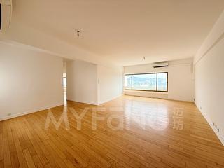 Chung Hom Kok - Jadebeach Villa 02