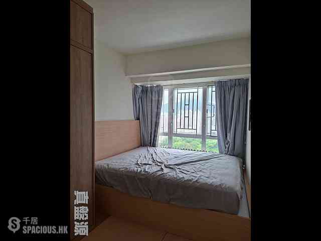 Tai Po - Uptown Plaza Block 3 03