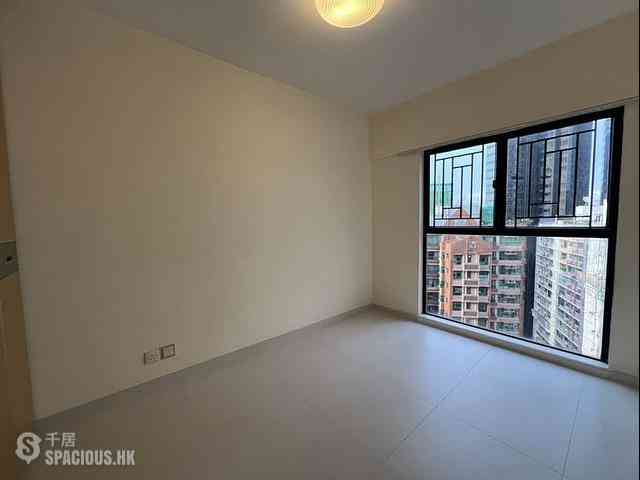 Mid Levels Central - Blessings Garden 01