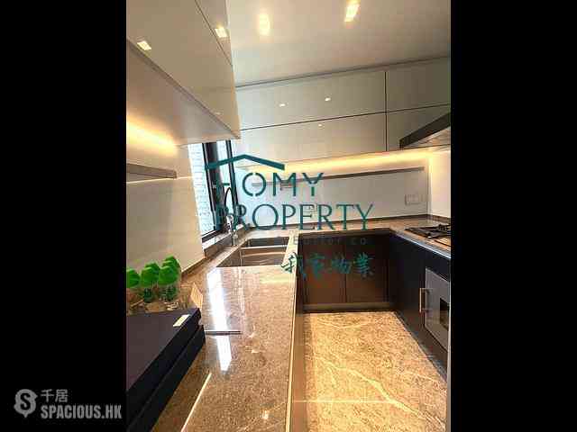 Wong Chuk Hang - The Southside Phase 3B Blue Coast Tower 2B 08