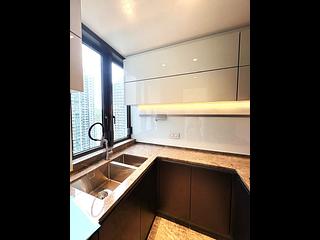 Wong Chuk Hang - The Southside Phase 3B Blue Coast Tower 2B 09