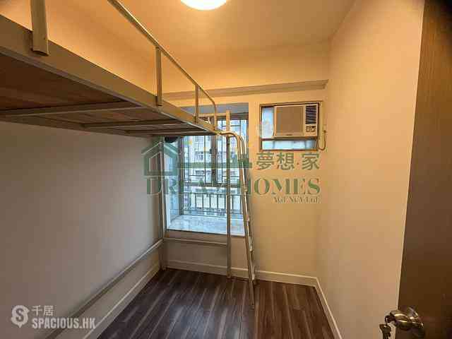 Sai Ying Pun - Lai King Court 07
