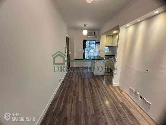 Sai Ying Pun - Lai King Court 02