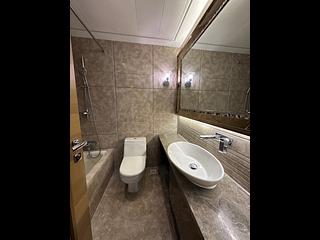 Hung Hom - Stars By The Harbour Block 3 07