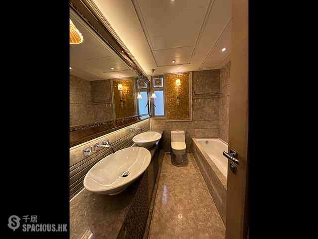Hung Hom - Stars By The Harbour Block 3 08