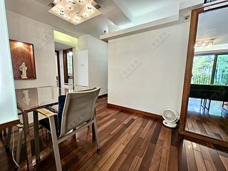 Wan Chai - Phoenix Court 06