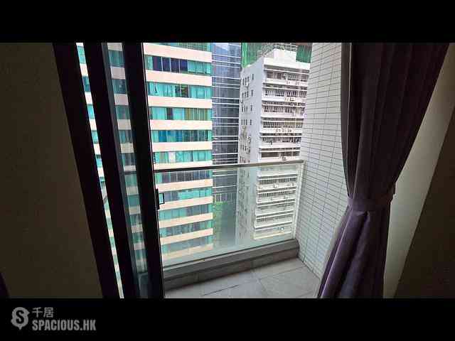 Sheung Wan - AVA128 01