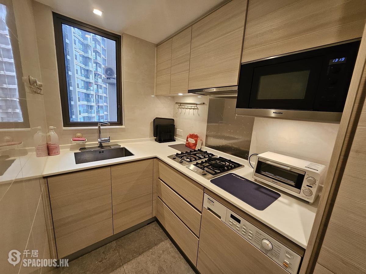 Ho Man Tin - Mantin Heights Block 3 01