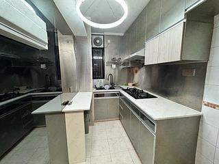 Kennedy Town - Cayman Rise Block 1 02