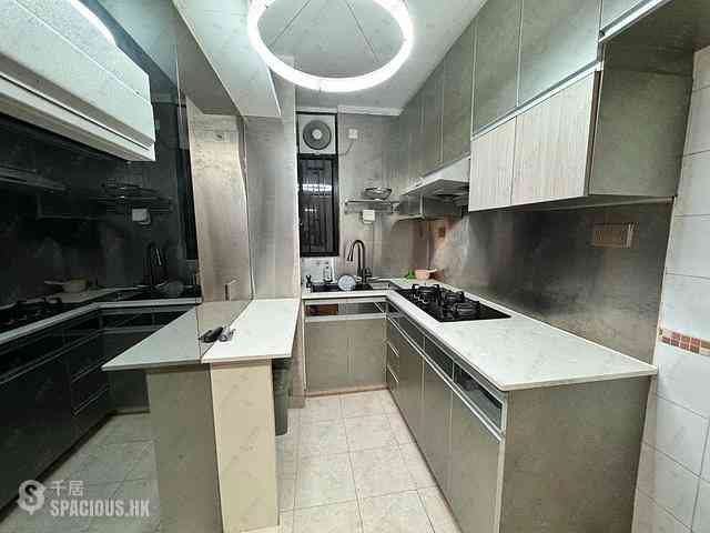 Kennedy Town - Cayman Rise Block 1 02