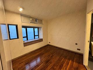 Kennedy Town - Cayman Rise Block 1 05
