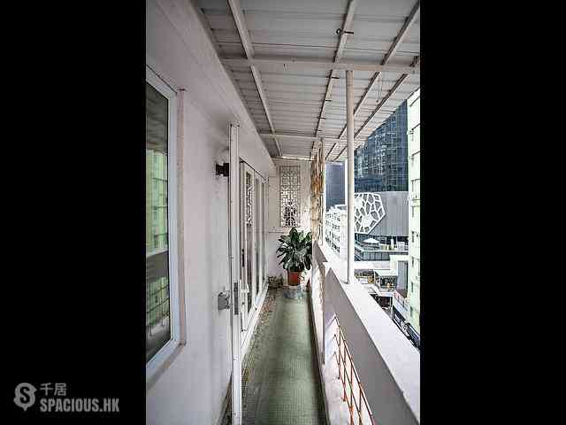 Central - Lyndhurst Building 02