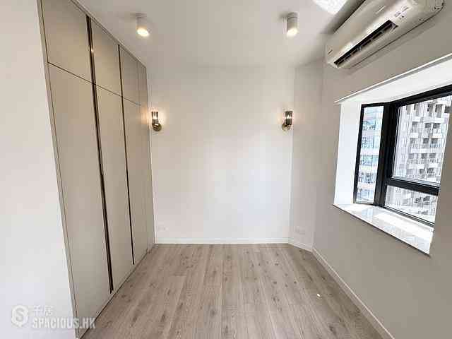 Soho - Albron Court 04