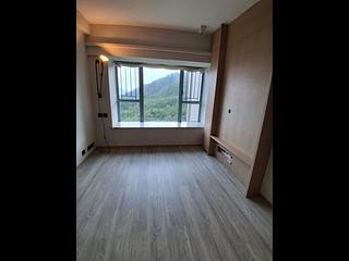 Tiu Keng Leng - Ocean Shores Phase 2 Block 8 02