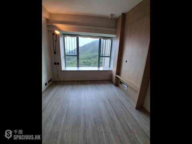 Tiu Keng Leng - Ocean Shores Phase 2 Block 8 02
