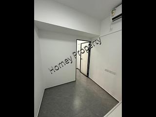 Mong Kok - Sincere House 03