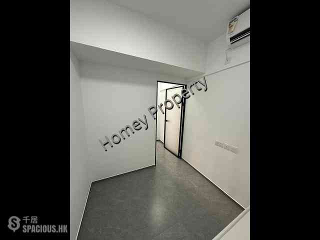 Mong Kok - Sincere House 03