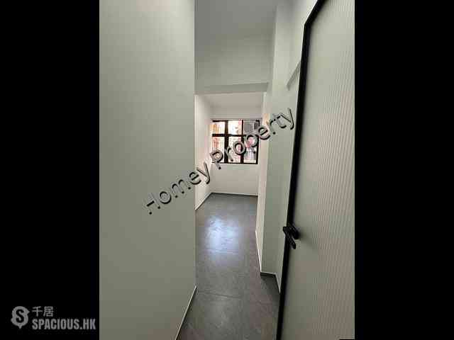 Mong Kok - Sincere House 04