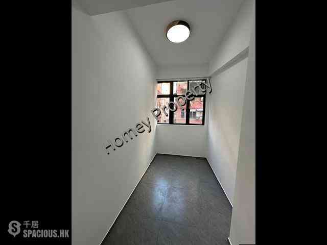 Mong Kok - Sincere House 05