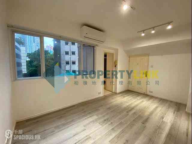 Soho - Caravan Court 02