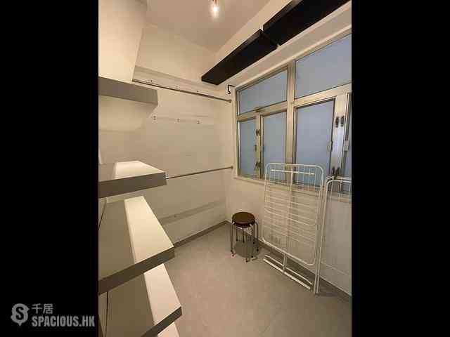 Sheung Wan - 17, Ko Shing Street 07