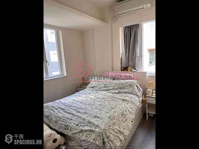 Sheung Wan - Luen Yick Building 04