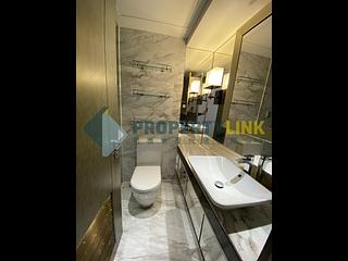 Soho - Centrepoint 06