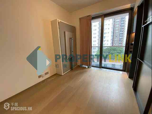 Sai Ying Pun - 15 Western Street 01