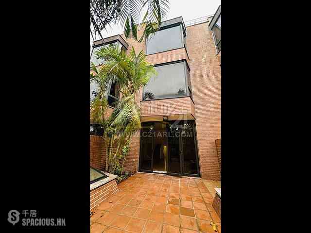 Stanley - Banyan Villas 05