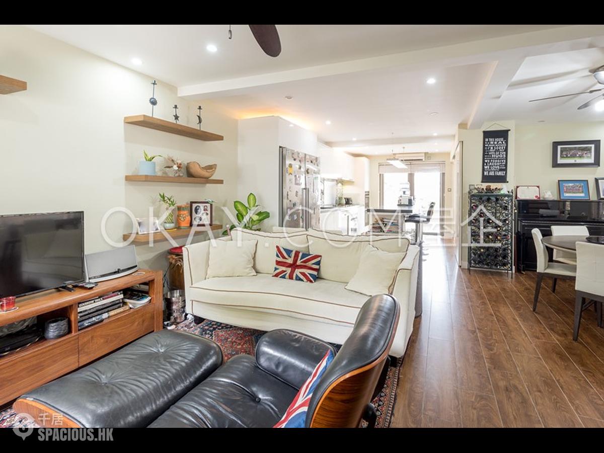 Sai Kung - SAI SHA VILLA 01