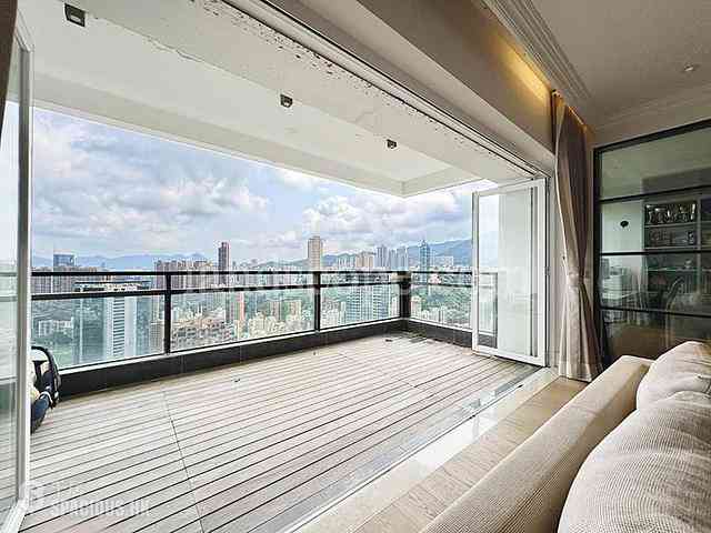 Stubbs Road - Evergreen Villa 01