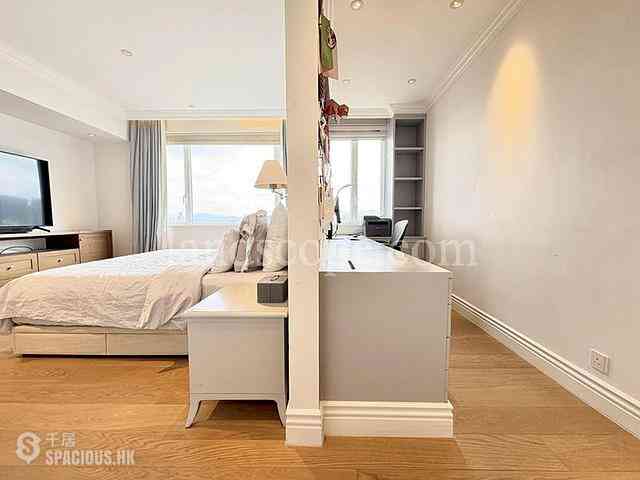 Stubbs Road - Evergreen Villa 05