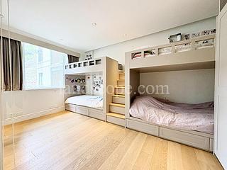 Stubbs Road - Evergreen Villa 08