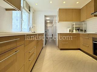 Stubbs Road - Evergreen Villa 13