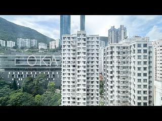 Happy Valley - Le Cachet 03