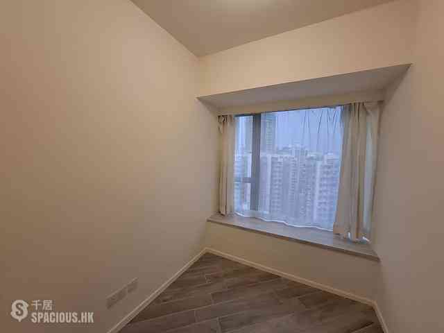 North Point - Fleur Pavilia Tower 1 04