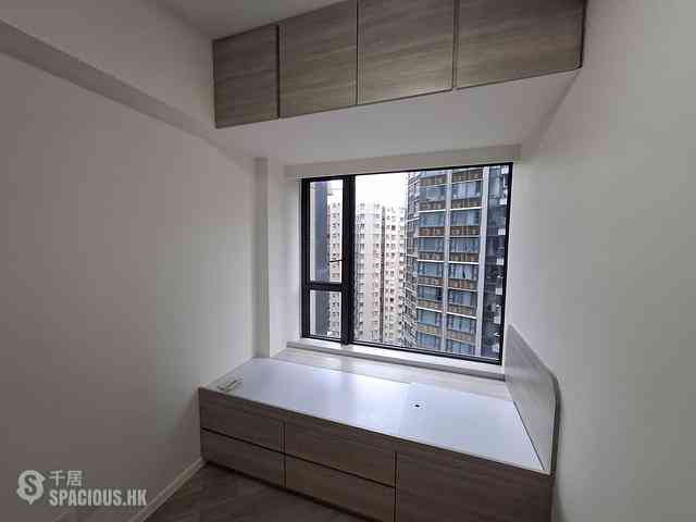 North Point - Fleur Pavilia Tower 2 05