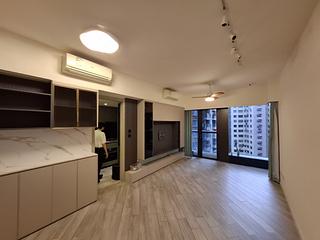 North Point - Fleur Pavilia Tower 1 02