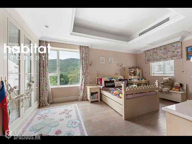 Chung Hom Kok - Horizon Gardens 17