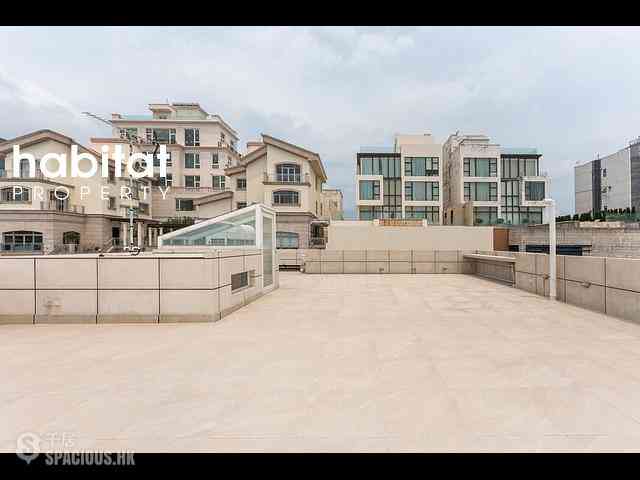 Chung Hom Kok - Horizon Gardens 19