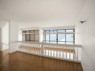 Chung Hom Kok - Coral Villas 03